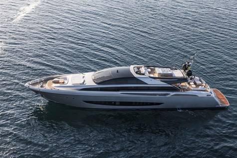 Yachts for sale in Spain Riva MYTHOS