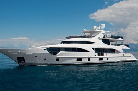 Yacht charter in Sicily Benetti Tradition Supreme 108'